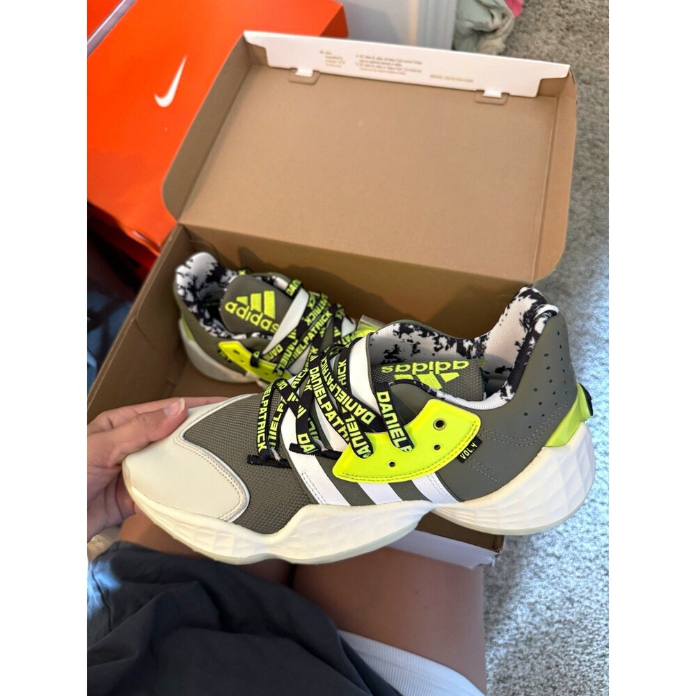 adidas Daniel Patrick Harden Vol. 4 Legacy Green Men’s 8 FV8921